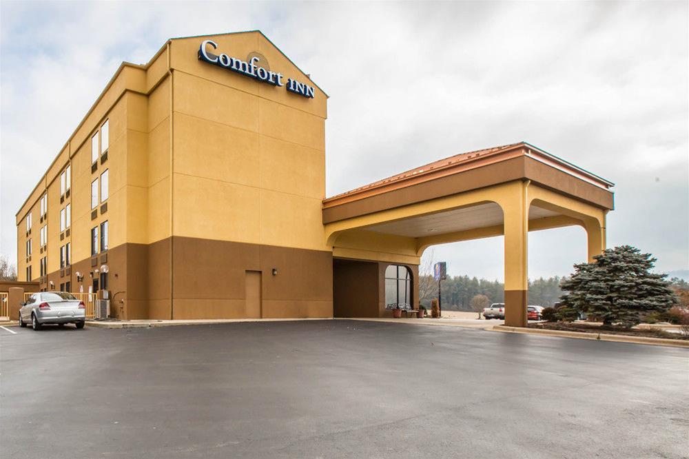Comfort Inn North Of Asheville Mars Hill Dış mekan fotoğraf